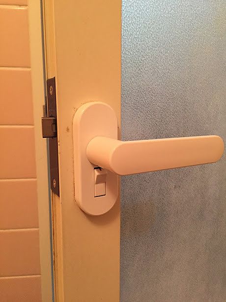 レバーハンドル浴室錠の交換