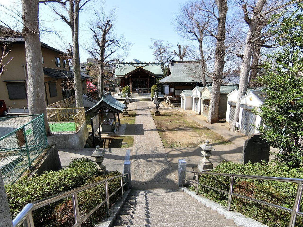 西台天祖神社の境内