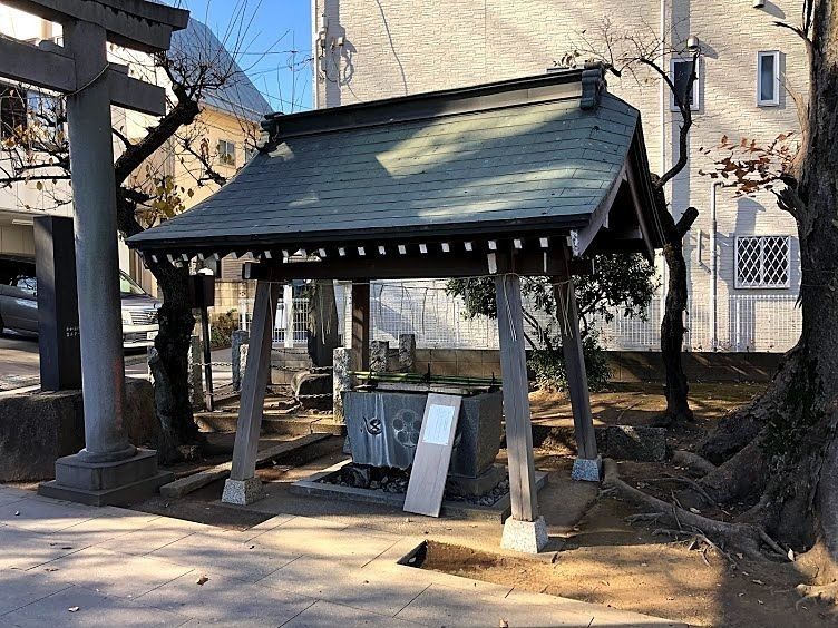 徳丸北野神社の手水舎