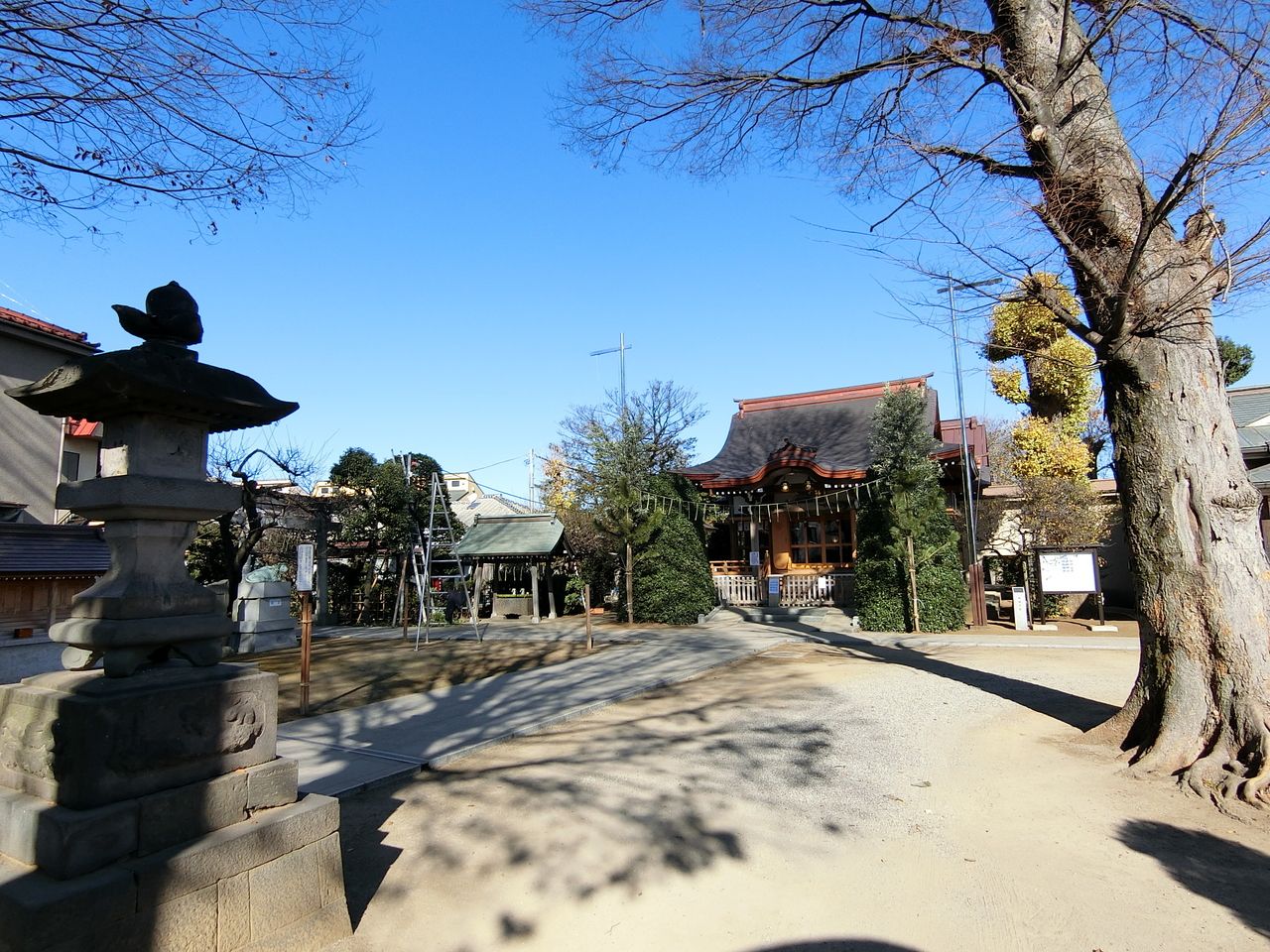 徳丸北野神社の境内